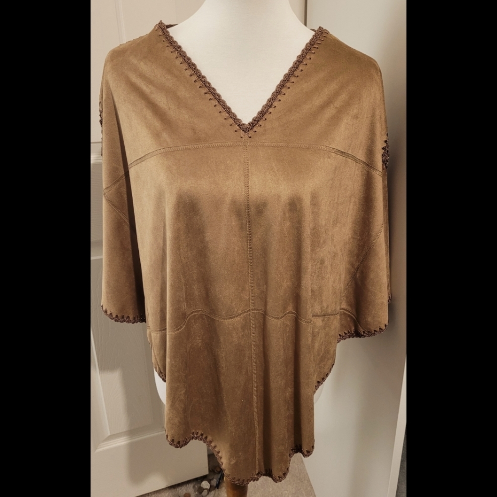 Chicos L/XL Microsuede Poncho NWT